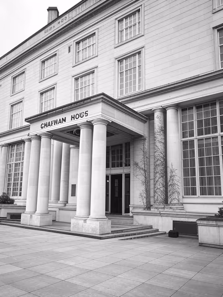 Historic black and white photograph of Chatham House building facade in London, 1920s architectural